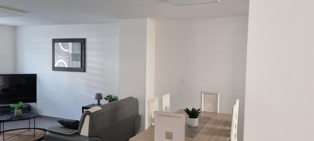 Appartamento maison meublée 6 personnes Cappelle-la-Grande Esterno foto
